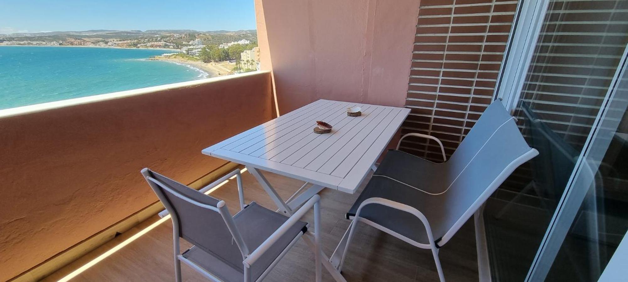 Apartamento Playa Del Cristo เอสเตโปนา ภายนอก รูปภาพ